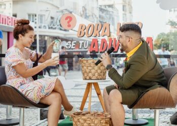 Teste às cegas: Cajuína São Geraldo realiza ação promocional com degustação do refrigerante em lata na Praça do Ferreira