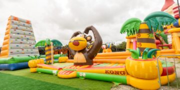 Últimos dias: maior parque de infláveis do mundo fica em Fortaleza até dia 25 de fevereiro