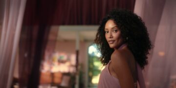 Em nova campanha da Natura, Taís Araujo encoraja mulheres a contarem a vida por meio de ousadias