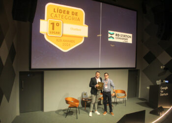 RD Station Conversas ganha premiação no B2B Awards 2024 