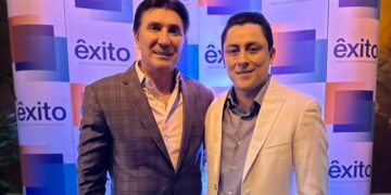 Empresário Tiago Oliveira marca presença no 1º jantar do Clube Êxito de negócios em São Paulo