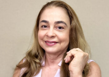 Diretora da Ferrovia Ótica, Clecilda Beserra, compartilhará sua história inspiradora em comemoração ao Dia da Mulher no Grand Shopping Messejana