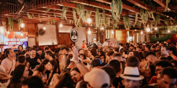 Casas de show do Grupo Austin garantem pagode e clássicos do sertanejo para público da capital