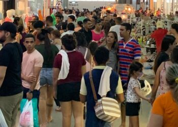 Com descontos de até 70%, Centro Fashion realiza 11ª edição do bazar 