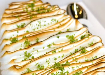 Páscoa criativa: Cafeteria em Fortaleza lança Ovo Torta de Limão