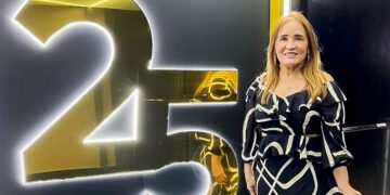 Diretora financeira do Supermercado Pinheiro vence Prêmio Profissionais do Ano Abras