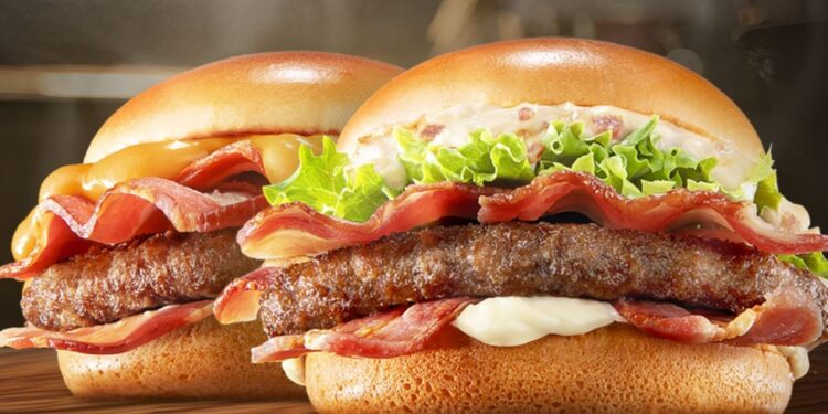 Baconzudos do Bob’s traz dois novos sanduíches com o dobro de bacon