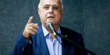 Roberto Pessoa receberá Medalha do Mérito Industrial da Fiec, maior comenda da indústria cearense