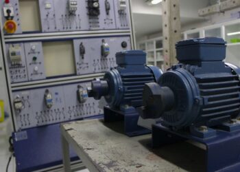 No mês do trabalhador, projeto oferece mais de 1200 bolsas de estudo em todo Brasil para cursos com alta empregabilidade