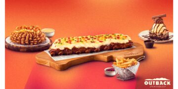 Luz, câmera, ação: Outback inova e lança torre Bloomin’ Onion com camarões, Ribs com Catupiry® Original e sobremesa de brownie, KitKat® e marshmallow