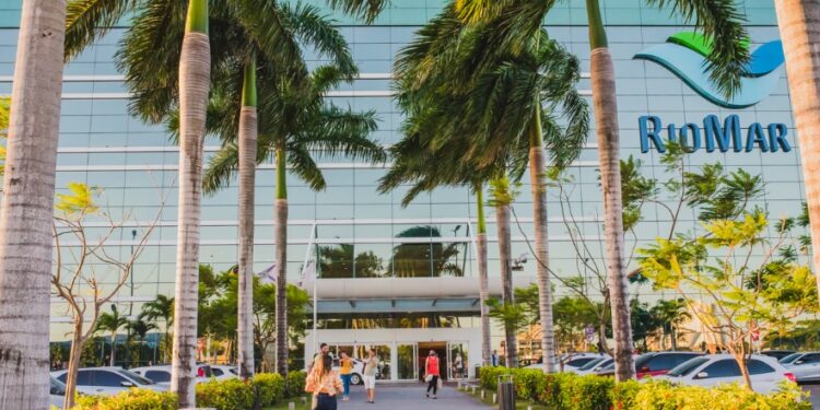 Shoppings RioMar em Fortaleza realizam ações com foco no Dia Mundial da Reciclagem