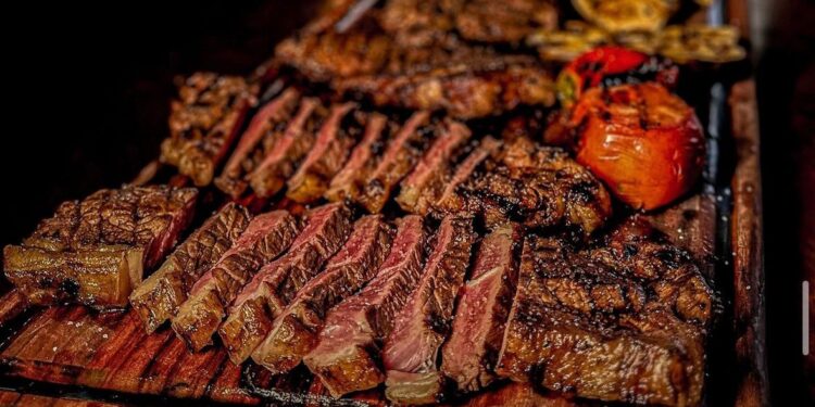 Restaurante Zé Mathyas apresenta nova sequência de carnes premium