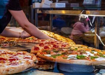 Dia Mundial da Pizza: iFood registra 35 milhões de pedidos de pizzas em 2024