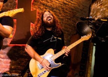 Final de semana de muito rock na Vila Azul do Mar, no Beach Park