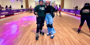 Diversão Retrô: Pista de Patinação inspirada nos anos 80 inaugura no RioMar Kennedy 