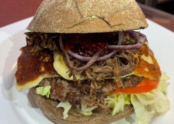 RePi Burguer Inova com Blend Exclusivo e Encanta com Novas Criações no Cardápio