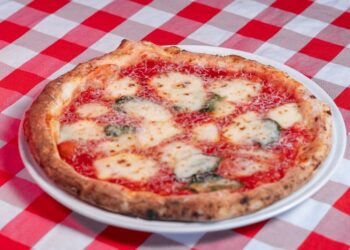 Mamma Mia que Pizza: A Primeira Pizzaria do Nordeste com Selo Internacional de Qualidade AVPN