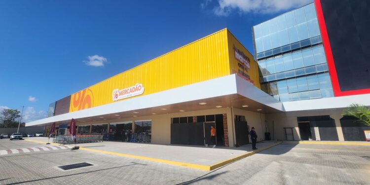Castelão recebe nova unidade do Mercadão São Luiz