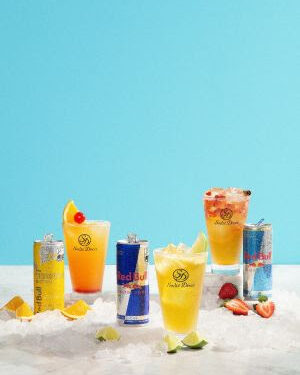 Sodiê Doces amplia cardápio com parceria Red Bull® e lança drinks gelados