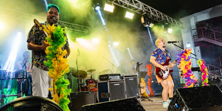 Bloco Chão da Praça chega à sua 9ª edição com 5 atrações carnavalescas