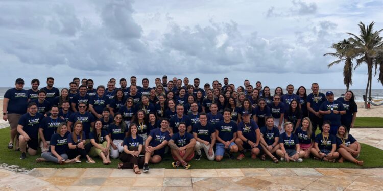 M7 promove imersão interna para celebrar 2024 e preparar equipe para novos desafios