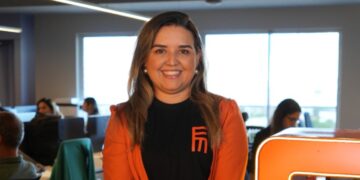 Cristiane Barreto assume gerência de Recursos Humanos na Eletromidia Ceará e Grupo Urbmídia