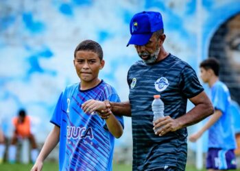 Projeto da Associação Anjos do Céu destaca compromisso social com incentivo a jovens talentos do futebol   