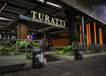 Com feijoada e chope em dobro, Sambô na Turatti recebe Samba Vadio e Berg & Grupo Só NaMoral