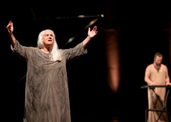 ESPETÁCULO ESTRELADO POR VERA HOLTZ E ESCRITO E ENCENADO POR RODRIGO PORTELLA RETORNA A FORTALEZA EM ABRIL