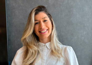 Dra. Emanuela Mendes à frente do Escritório Nelson Willians Advogados em Fortaleza