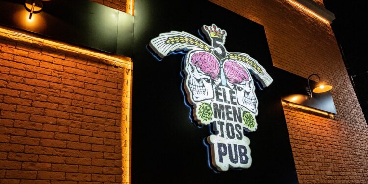 Pub 5 Elementos divulga programação para o feriadão com atrações de rock e pop rock