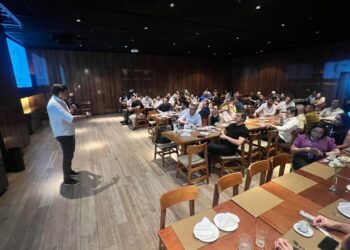 Associados do Sindialimentos aprendem sobre como a Inteligência Artificial pode otimizar os processos das empresas