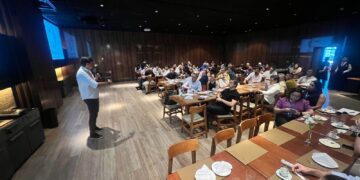 Associados do Sindialimentos aprendem sobre como a Inteligência Artificial pode otimizar os processos das empresas