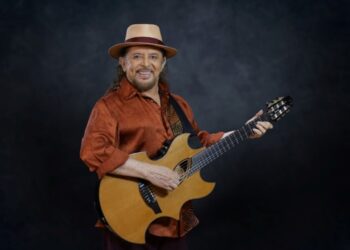 Teatro RioMar Fortaleza recebe turnê inédita “Geraldo Azevedo 80 anos”